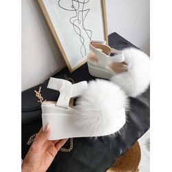 Klapki damskie Carolina Butik - STYLOWO - zdjęcie produktu