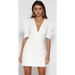 Sukienka biała Intimica mini z dekoltem w serek  - zdjęcie produktu