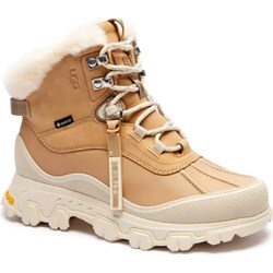 Buty trekkingowe damskie UGG - Gomez Fashion Store - zdjęcie produktu