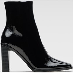 Czarne botki DeeZee eleganckie z zamkiem na obcasie  - zdjęcie produktu