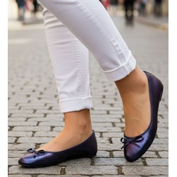 Balerinki na płaskiej podeszwie ze skóry ekologicznej wiosenne  - zdjęcie produktu