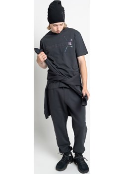 Szare spodnie dresowe z nadrukiem reflective print na nogawce, rozmiar - 140, wyprzedaż Young Reporter - kod rabatowy