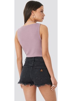 Abrand A High Relaxed Short - Black Abrand NA-KD - kod rabatowy