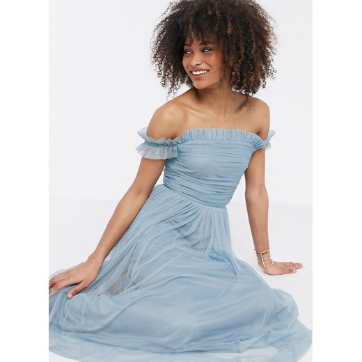 Sukienka Anaya z odkrytymi ramionami niebieska