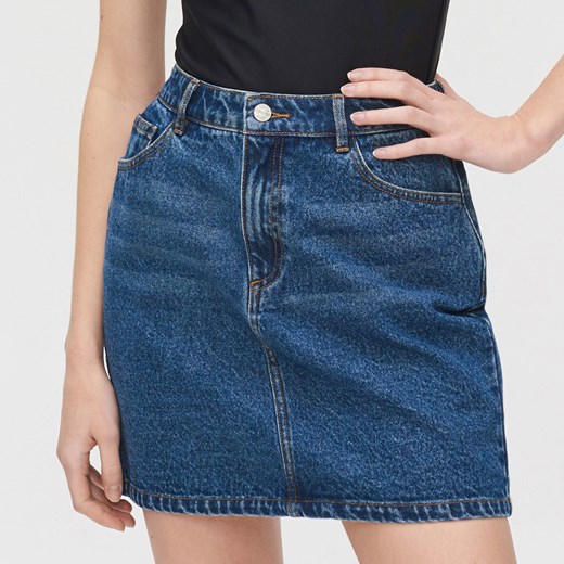 Cropp - Jeansowa mini spódnica - Niebieski Cropp M okazja Cropp