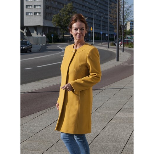 Wełniany płaszczyk w kolorze żółtym długość w kolanko Caro Fashion 38 sklepcdn.pl