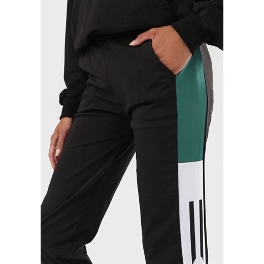 Czarno-Zielone Spodnie Mezesha S/M Born2be Odzież