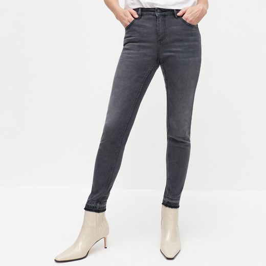 Reserved jeansy damskie 