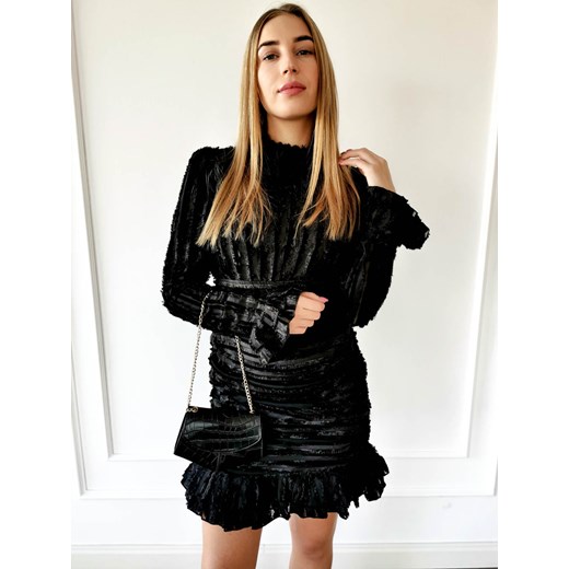 SUKIENKA MADISON CZARNA DOPASOWANA MINI DŁUGI RĘKAW Perfe S Perfe.pl