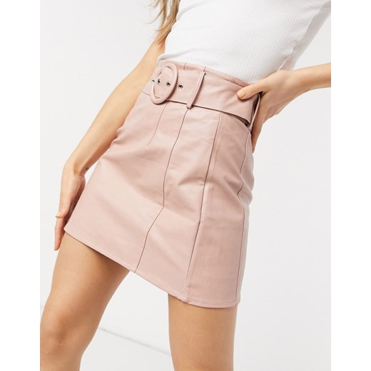 Glamorous – Różowa poliuretanowa spódnica mini z paskiem-Różowy Glamorous 36 promocja Asos Poland