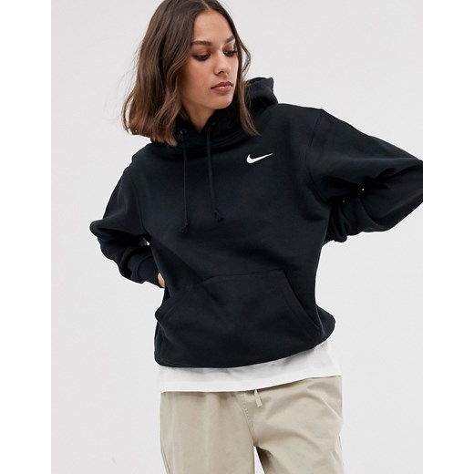 Nike – Czarna bluza oversize z kapturem, kieszenią i z małym logo Swoosh-Czarny Nike XS Asos Poland