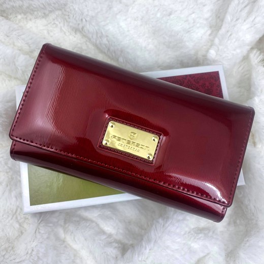 Damski czerwony portfel lakierowany Peterson BC 453 RED Peterson okazyjna cena Galmark