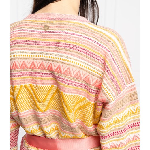 Sweter damski Twinset w abstrakcyjnym wzorze 