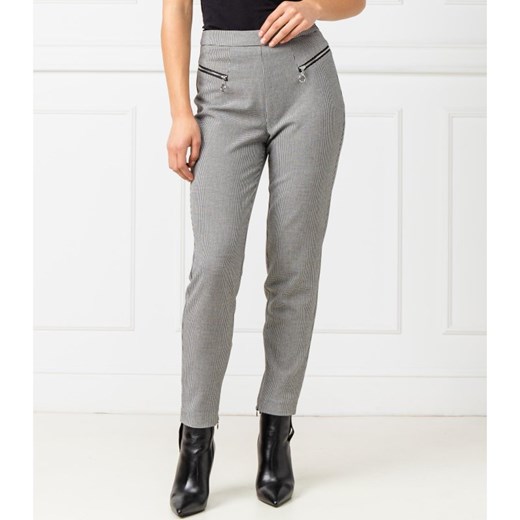GUESS JEANS Spodnie CARRIE | Slim Fit 26 promocyjna cena Gomez Fashion Store