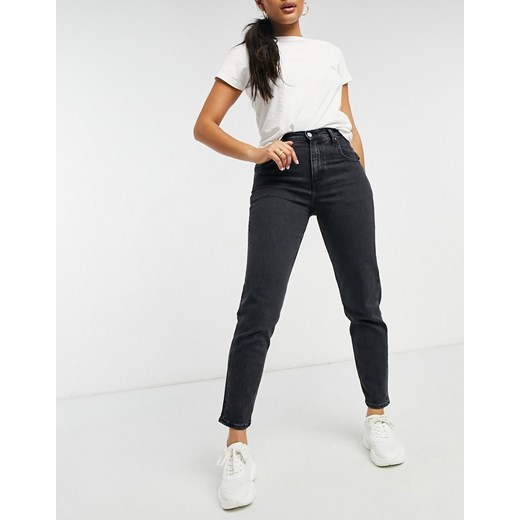 Calvin Klein Jeans – Czarne jeansy mom fit z efektem sprania-Czarny Waist 28" Asos Poland