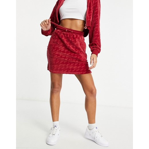 Fila – Czerwona welurowa spódnica ze wzorem-Czerwony Fila XL Asos Poland