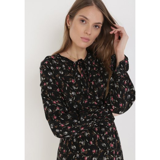 Czarna Sukienka Theanophe XL/XXL Born2be Odzież