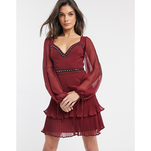 ASOS DESIGN – Szyfonowa sukienka mini z ćwiekami i plisowaniem-Czerwony 42 Asos Poland