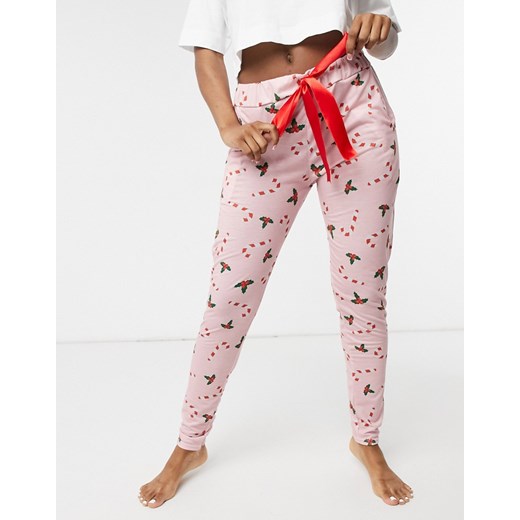 Outrageous Fortune – Spodnie od piżamy w kolorze brzoskwiniowym, w świąteczny wzór-Pomarańczowy Outrageous Fortune 34 Asos Poland