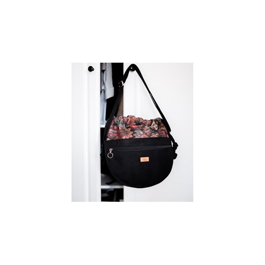 Torebka listonoszka "CROSSERKA", czarna z żakardem Mebags średnia me&BAGS