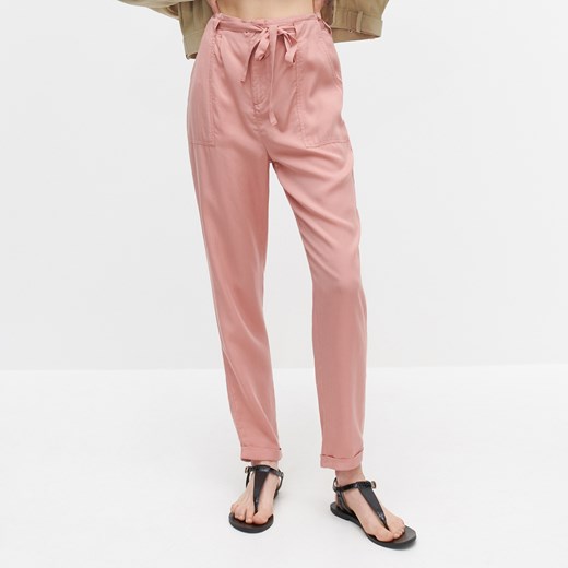 Reserved - Spodnie z Tencelu™ - Różowy Reserved XL okazyjna cena Reserved