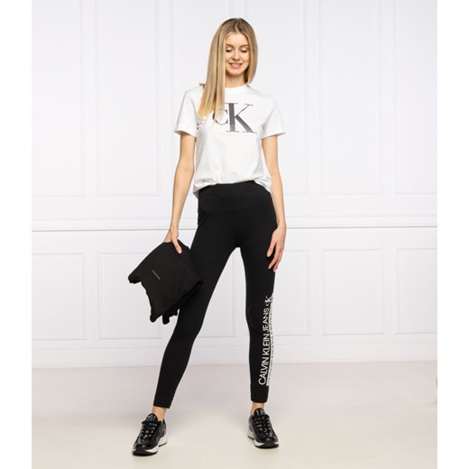 Bluzka damska Calvin Klein z napisami w stylu młodzieżowym z krótkim rękawem z okrągłym dekoltem 