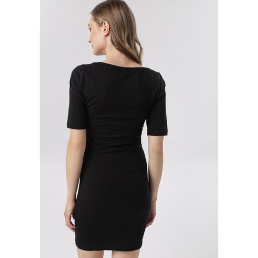 Czarna Sukienka Diothise L promocyjna cena Born2be Odzież