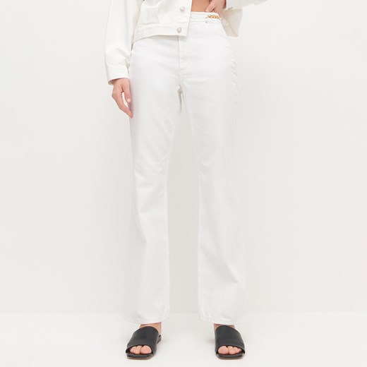 Reserved - Spodnie z rozszerzaną nogawką - Biały Reserved 34 Reserved