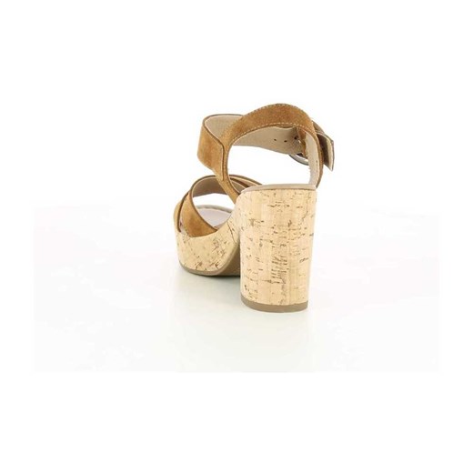 Beżowe sandały damskie Nerogiardini eleganckie z klamrą 