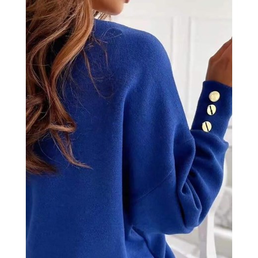 Sweter damski niebieski Kendallme z dekoltem w serek 