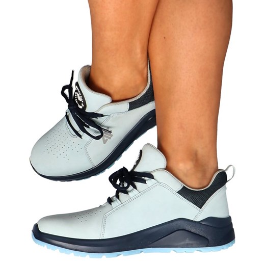 Buty sportowe damskie 4F na płaskiej podeszwie sznurowane 