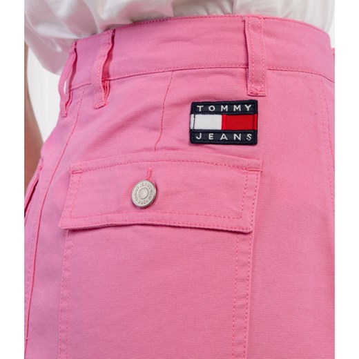 Spódnica Tommy Jeans na wiosnę mini casual 