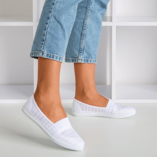 Białe damskie ażurowe slip-on Ticolisa - Obuwie Royalfashion.pl 38 royalfashion.pl