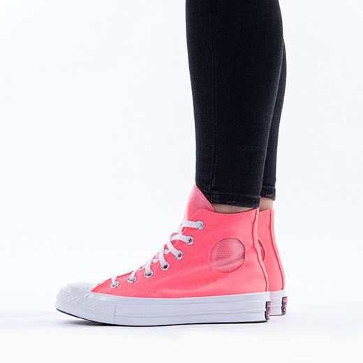 Trampki damskie Converse różowe sznurowane zamszowe na płaskiej podeszwie