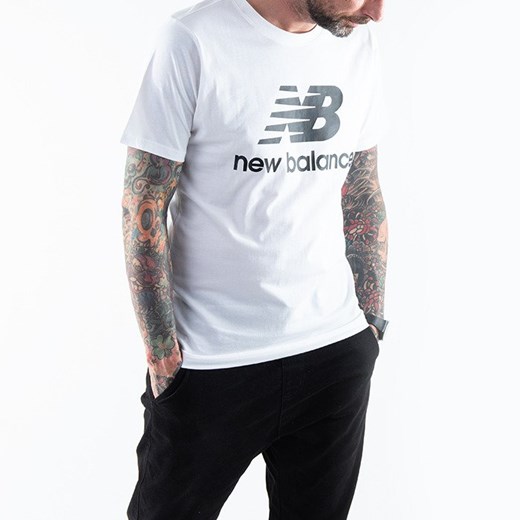 T-shirt męski New Balance w sportowym stylu 