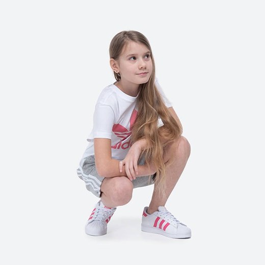 Bluzka dziewczęca Adidas Originals na lato z nadrukami 