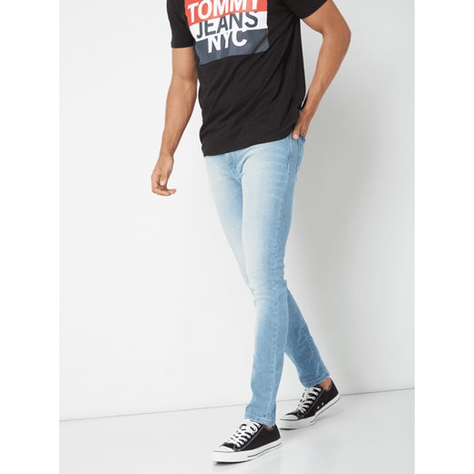 Jeansy w dekatyzowanym stylu o kroju slim tapered fit Tommy Jeans 36/34 okazyjna cena Peek&Cloppenburg 