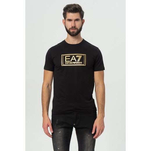EA7 Emporio Armani - czarny t-shirt męski z dużym złotym logo Emporio Armani M outfit.pl
