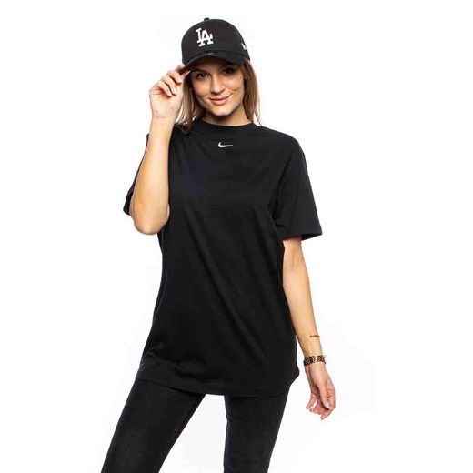 Bluzka damska czarna Nike z krótkimi rękawami na wiosnę 