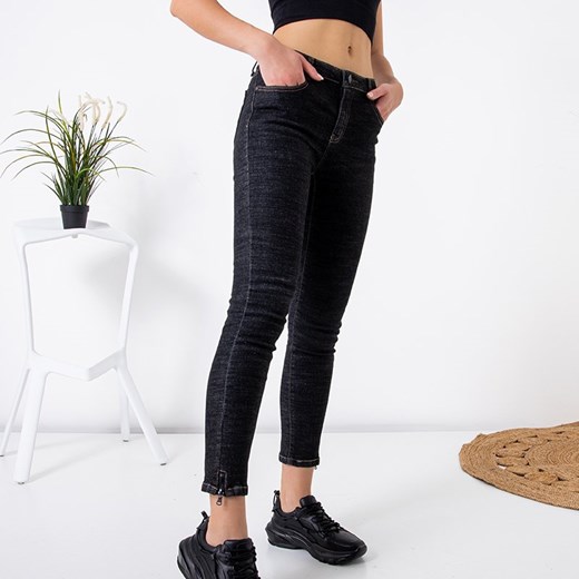 Czarne damskie spodnie jeansowe - Odzież Royalfashion.pl S - 36 royalfashion.pl