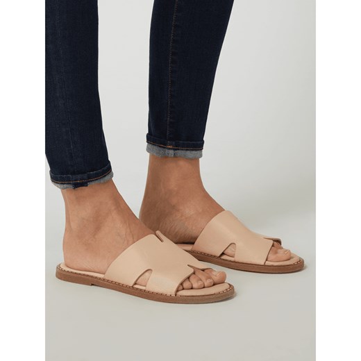Klapki ze skóry Tamaris 39 Peek&Cloppenburg