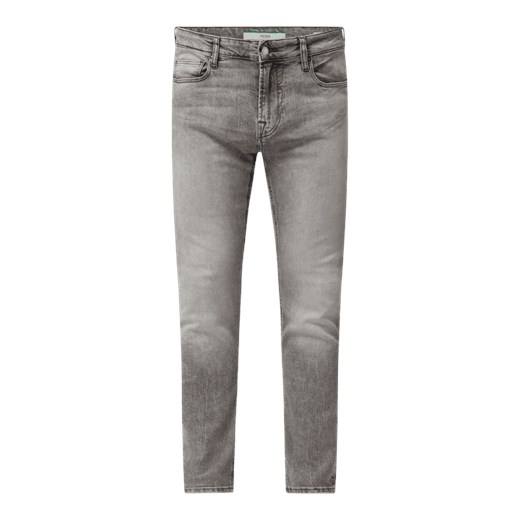 Jeansy o kroju super skinny fit z dodatkiem streczu model ‘Chris’ Guess 33/32 wyprzedaż Peek&Cloppenburg 