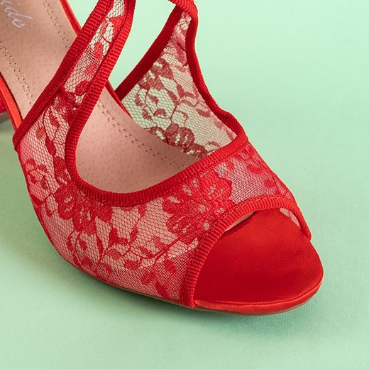 Czerwone damskie koronkowe sandały na słupku Lorika - Obuwie Royalfashion.pl 36 royalfashion.pl
