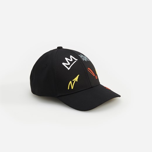 Reserved - Bawełniana czapka z daszkiem i haftem - Czarny Reserved M/L Reserved
