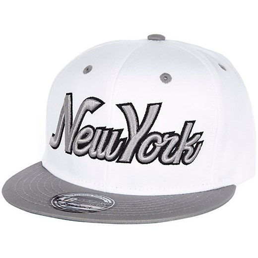White New York trucker hat river-island bialy 