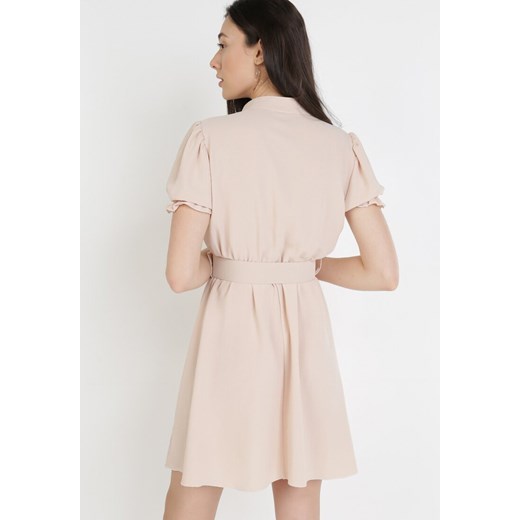Sukienka Born2be trapezowa casualowa w serek mini