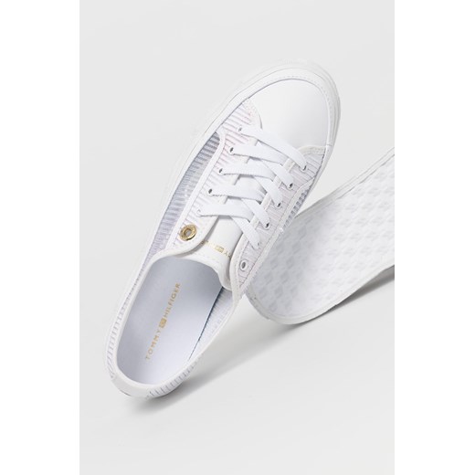 Buty sportowe damskie Tommy Hilfiger na platformie białe sznurowane 