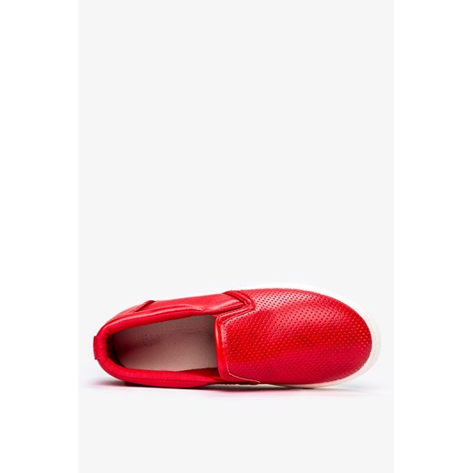 Czerwone buty sportowe slip on ażurowe Casu 29371 Casu 35 Casu.pl