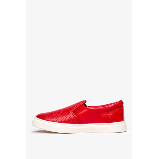 Czerwone buty sportowe slip on ażurowe Casu 29371 Casu 30 Casu.pl