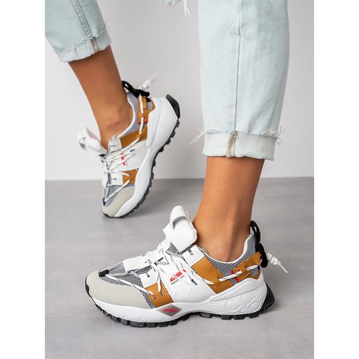 Białe buty sportowe sneakersy sznurowane Casu 20G2/G Casu 38 okazyjna cena Casu.pl